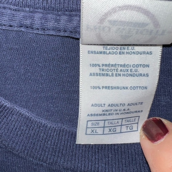 Yellowstone National Park Men’s Navy T-shirt Size XL - Picture 8 of 8